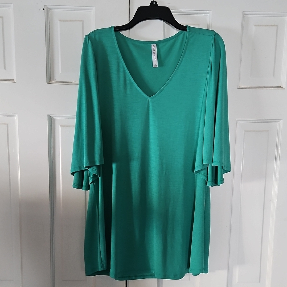 Vivid Teal V-Neck Flutter Sleeve Tunic by Scarlett